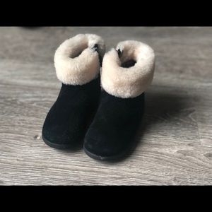 AUTHENTIC Ugg boots 6c